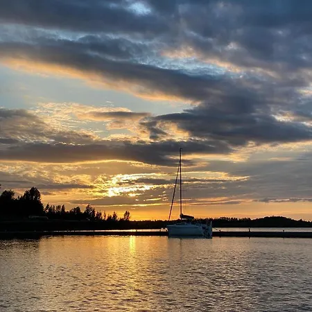 Botel Hausboot El-sol *