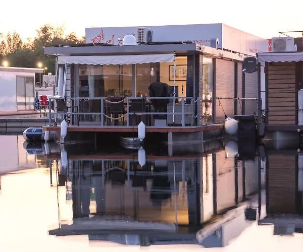 Bådhotel Hausboot El-sol Braunsbedra