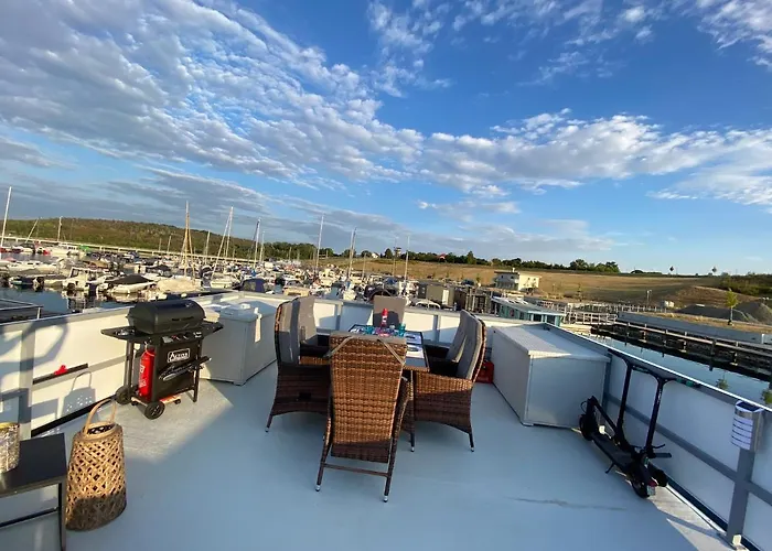 Hausboot El-sol * Braunsbedra